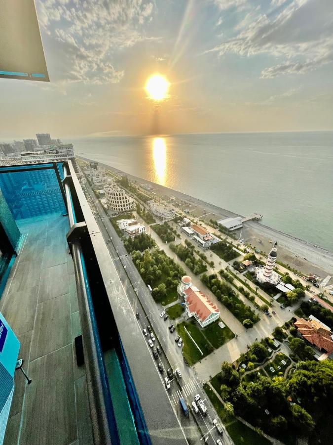 Panorama Aparthotel Orbi City Батумі Екстер'єр фото