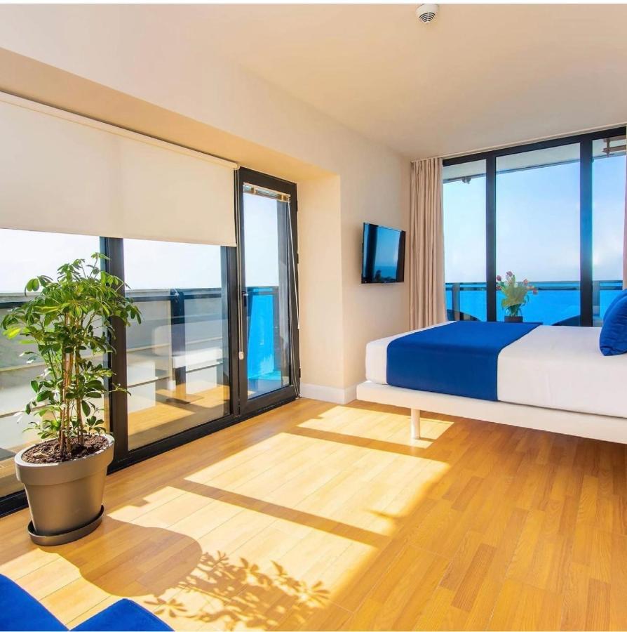Panorama Aparthotel Orbi City Батумі Екстер'єр фото